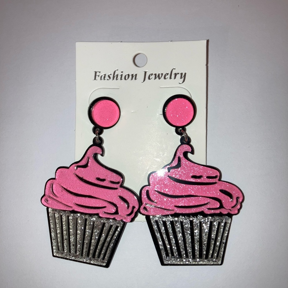 Beautiful pink acrylic cupcake earrings